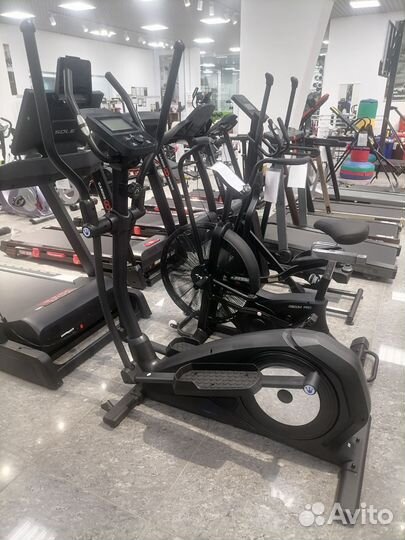 Эллиптический тренажер Royal Fitness rfel-60