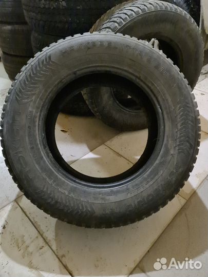 Nokian Tyres Hakkapeliitta 8 SUV 285/60 R18 T