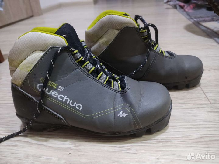 Лыжные ботинки классические