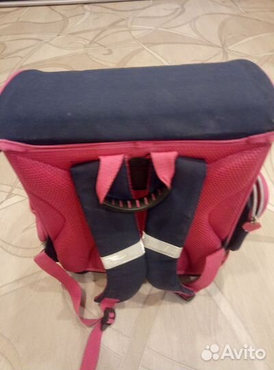 Школьный рюкзак