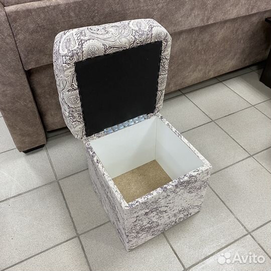 Банкетка / квадратная / в наличии