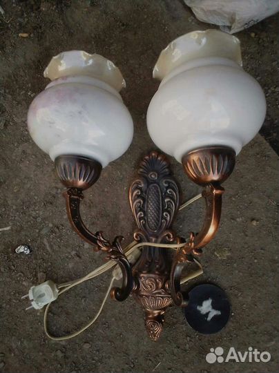 Светильник настенный