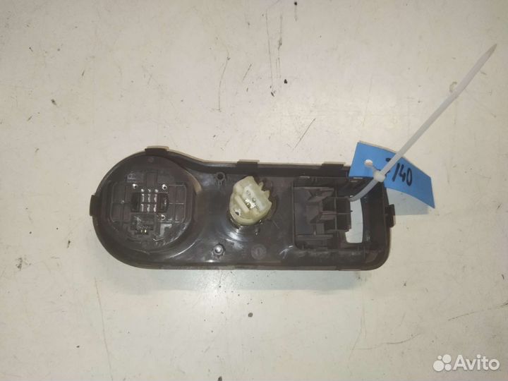 Кнопка включения дифференциала Renault Duster