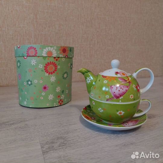 Чашка и чайник