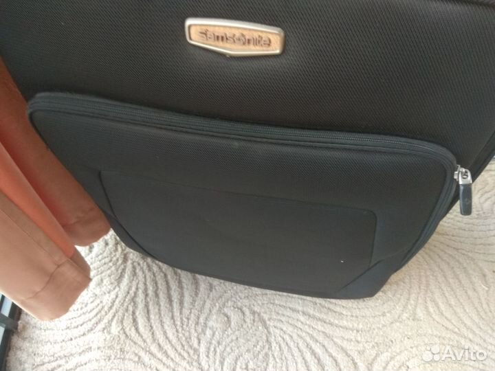 Чемодан Samsonite L, черный