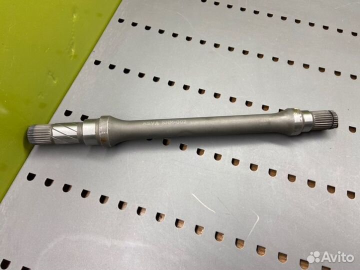 Полуось передний правый Mazda 626 2 GC 2.0 1991