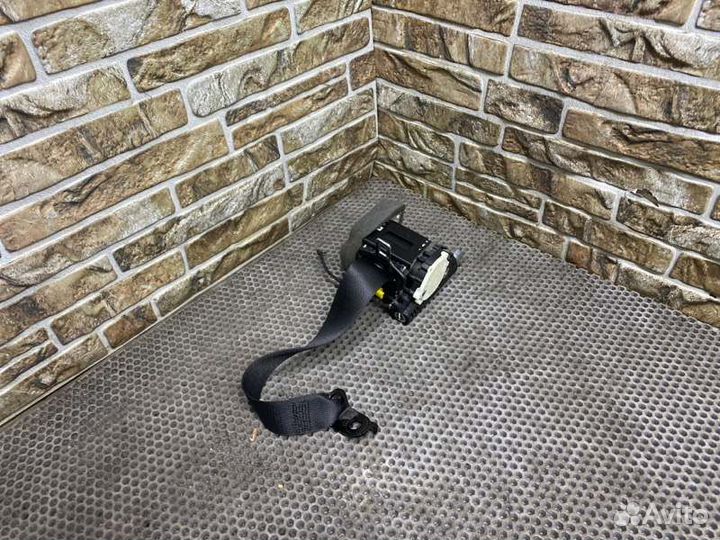 Ремень безопасности задний левый Mercedes-Benz