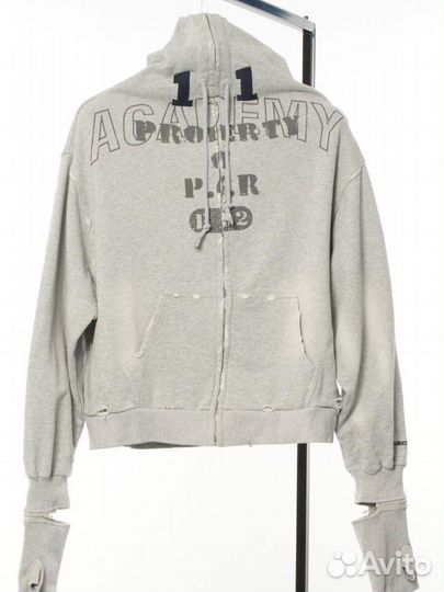 Зип худи Grailz Project на руках