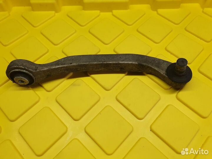 Рычаг передний левый верхний Audi A8 D3/4E рест