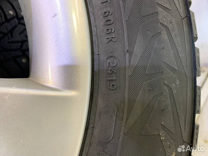 R15 Nokian Tyres Nordman 7 185/65, PCD 4x100 DIA 60.1