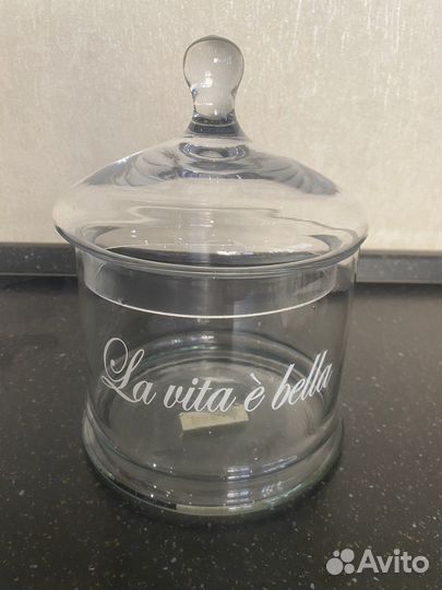 Банка стеклянная с крышкой