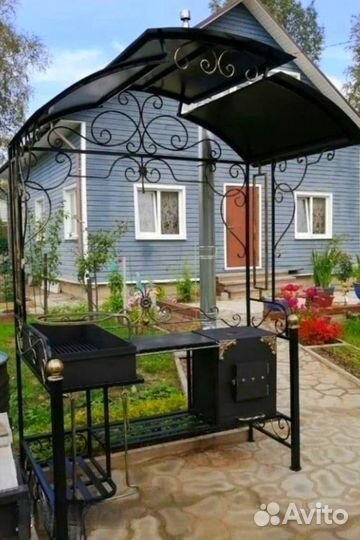 Кованый мангал с крышей и печкой
