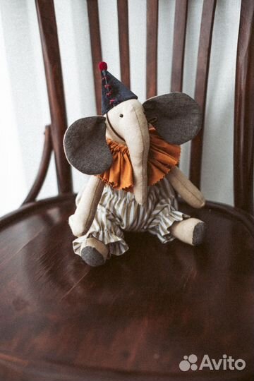 Мягкая игрушка слон