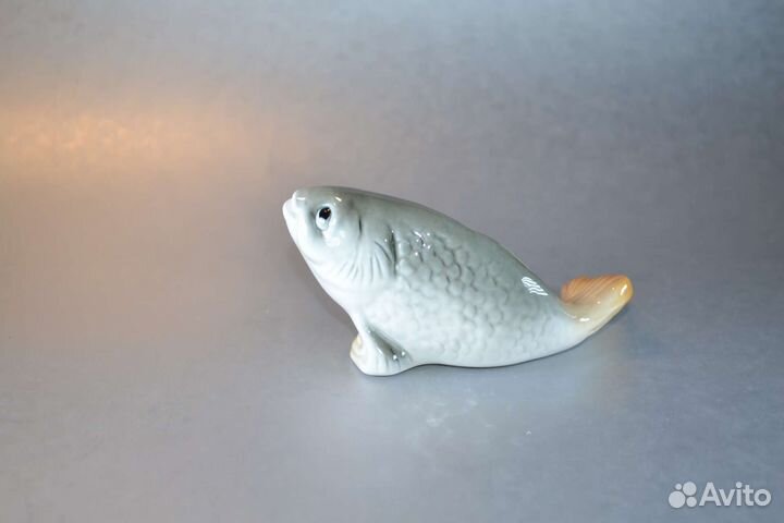Вобла малая фарфоровая статуэтка