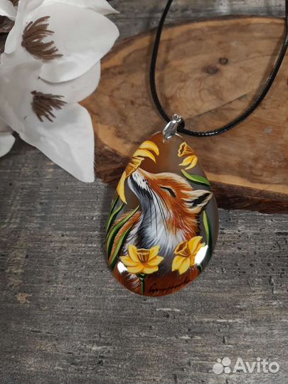 Кулон перламутровый 