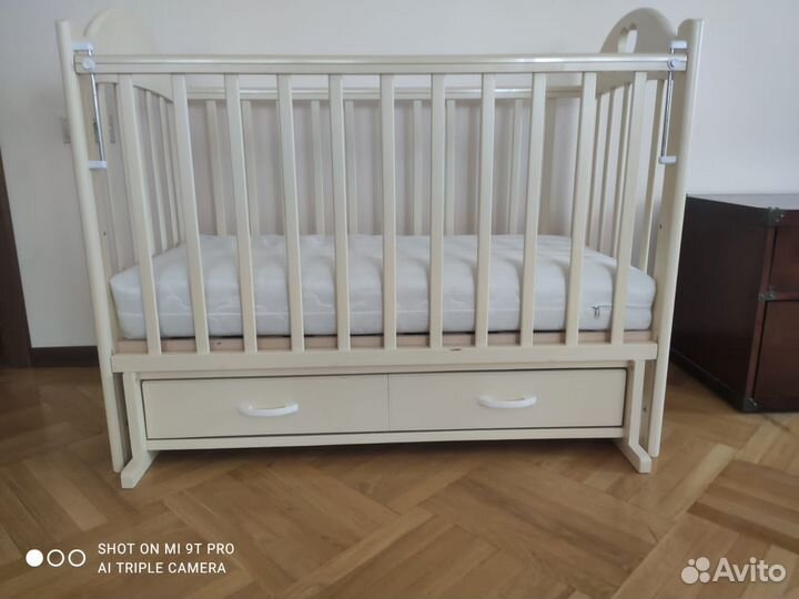 Детская кроватка Лель