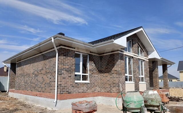 Коттедж 127 м² на участке 8 сот.