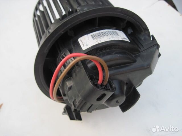 Мотор отопителя renault(Valeo t1020778jx52Ru)