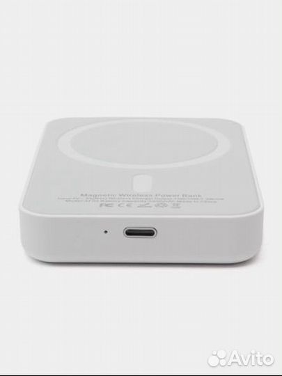 Беспроводной повербанк Apple