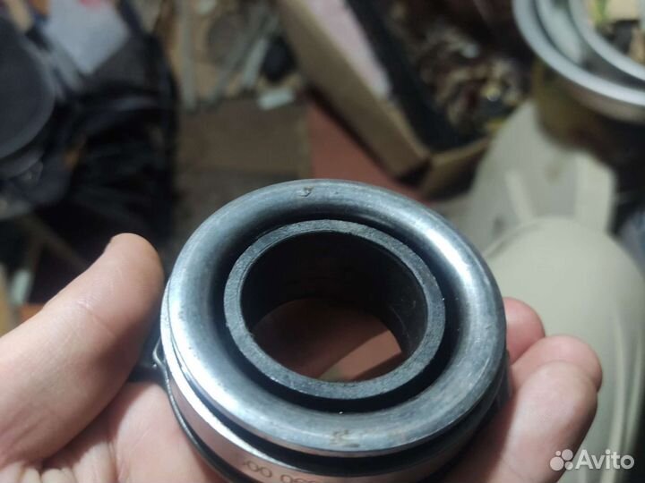 Выжимной подшипник