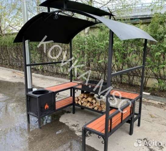 Мангал с крышей