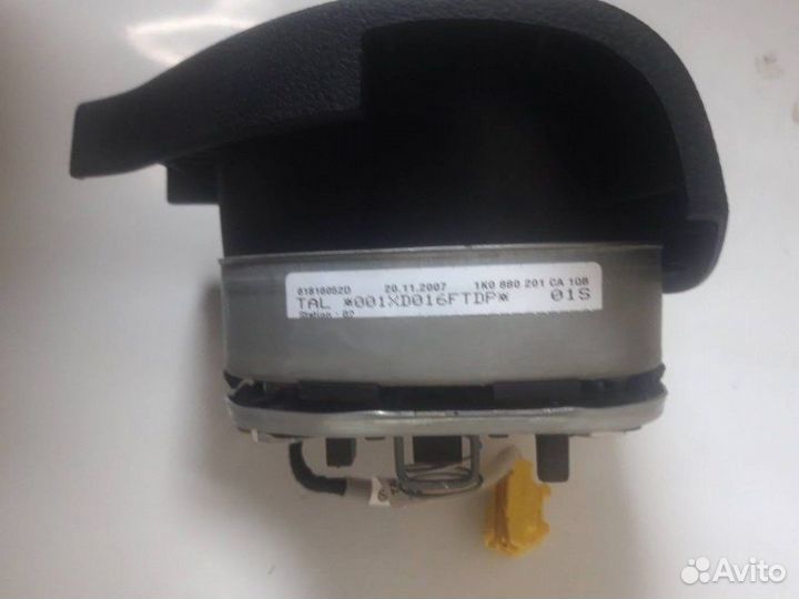 Подушка безопасности водителя Vw Passat B6 1.8 BZB