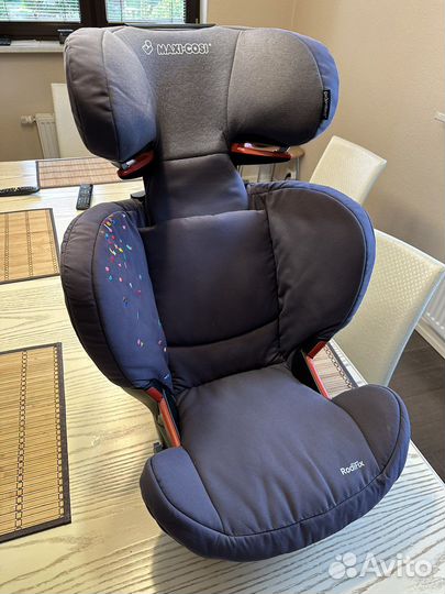 Автокресло maxi cosi rodifix