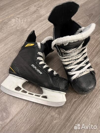 Хоккейные коньки бауэр supreme 140