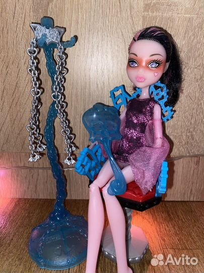 Кукла Монстер Хай Дракулаура