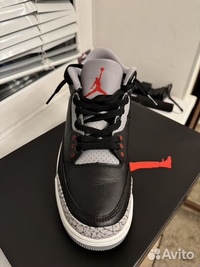 Nike air jordan 3 retro black cement