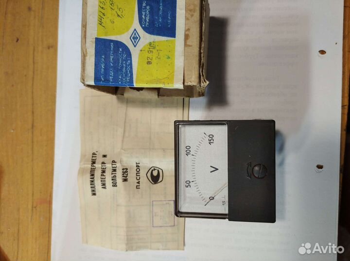 Вольтметр стрелочный М4263 для блоков питания