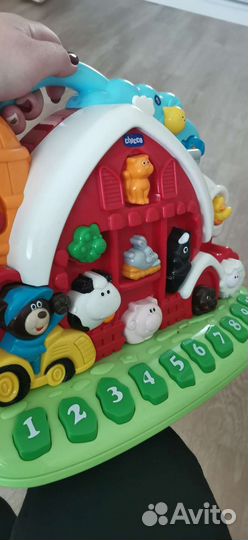 Интерактивная игрушка Говорящая ферма Chicco