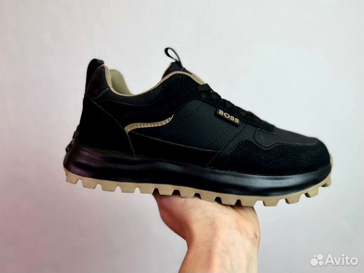 Кроссовки Boss удобные