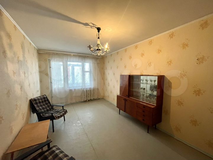2-к. квартира, 56 м², 8/10 эт.