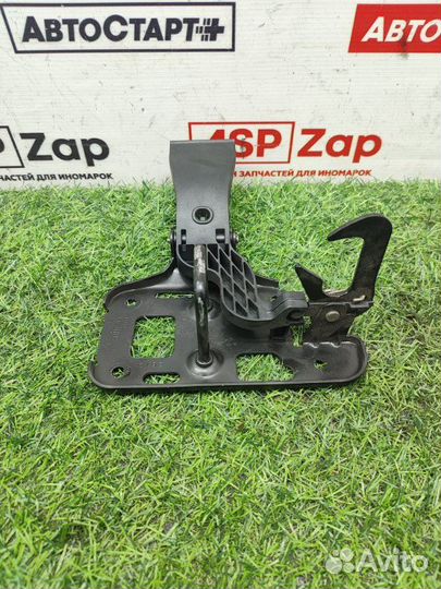 Замок капота Audi A5 8T сdn 2013