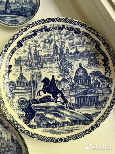 Коллекция настенных тарелок 