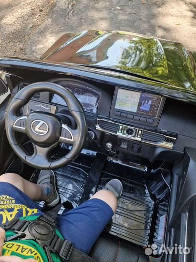 Двухместный электромобиль Barty lexus LX570 4WD