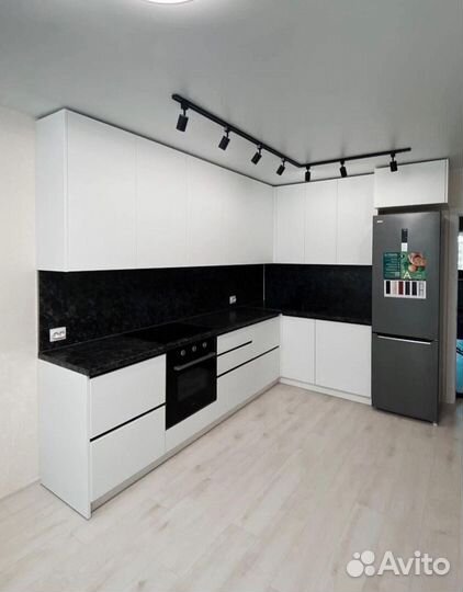 Кухня на заказ новая