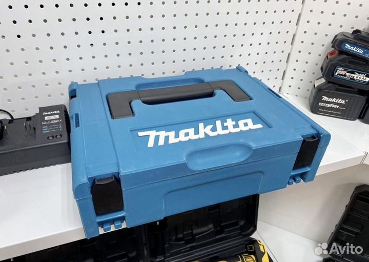 Гайковерт грузовой аккумуляторный Makita