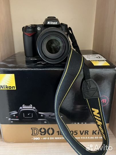 Цифровой фотоаппарат Nikon D90