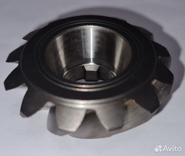 Шестерня пиньон Yamaha 40X,F30-40 66T-45551-00