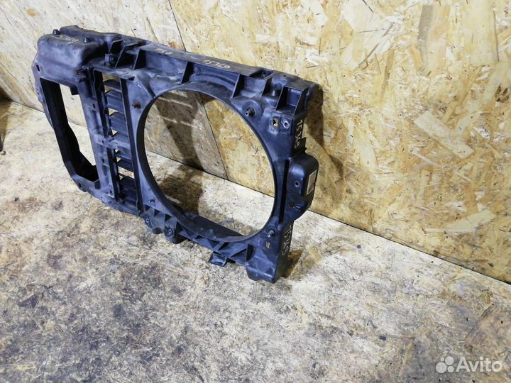 Диффузор вентилятора Peugeot 407 2005