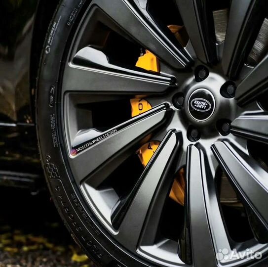 Кованые диски R23 на Range Rover L460