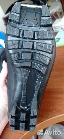 Лыжные ботинки