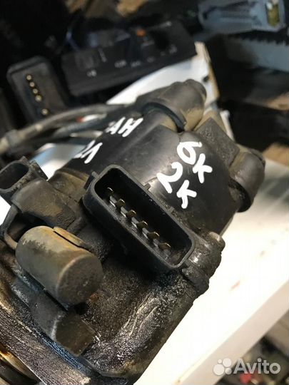 Трамблер на Nissan sr18 sr20 221002j211 в сборе