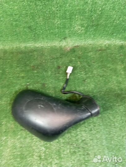 Зеркало электрическое Mitsubishi Carisma