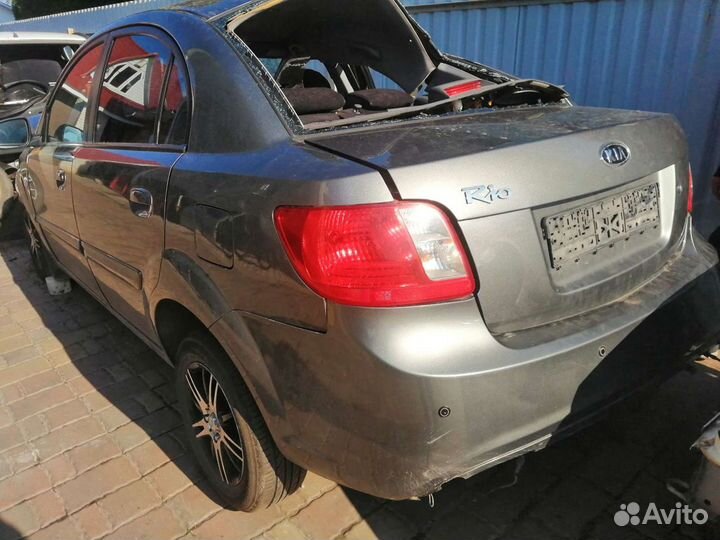 Разбор Киа Рио 2 2010 год