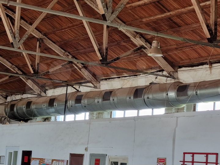 Производственно-складской комплекс S3550 м² с земе