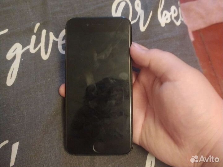 Телефон iPhone 7 128gb