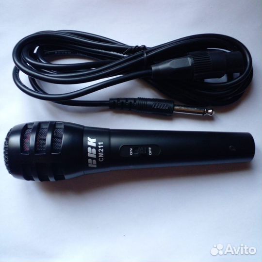 Микрофон для караоке проводной